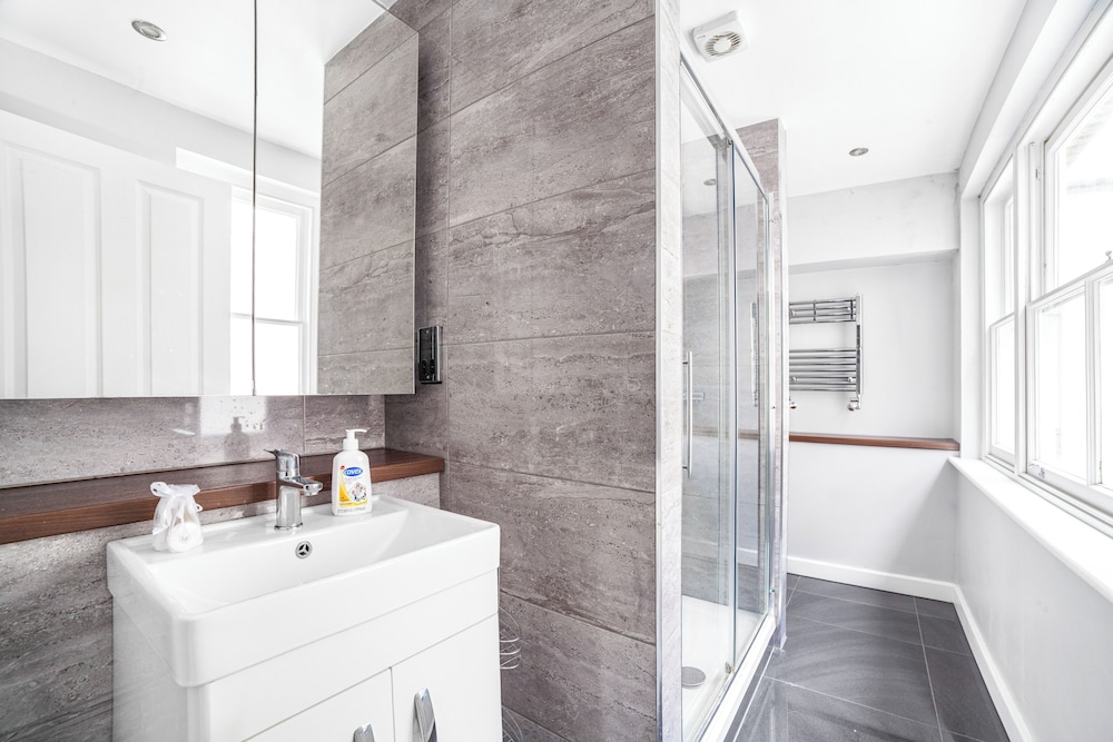 Prime Location Central London