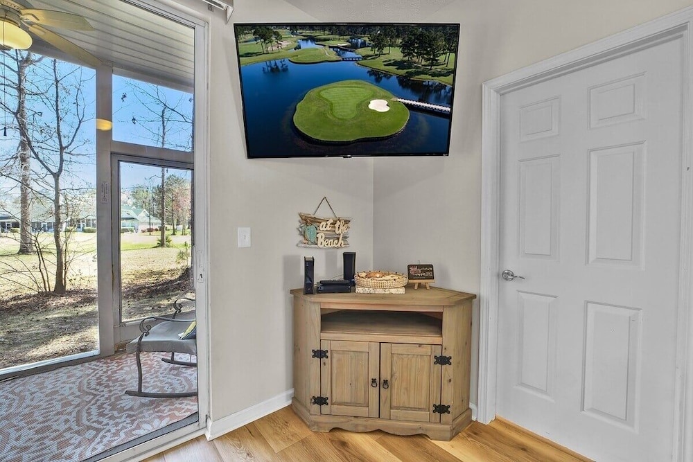 River Oaks 57c 2 Bedroom Condo