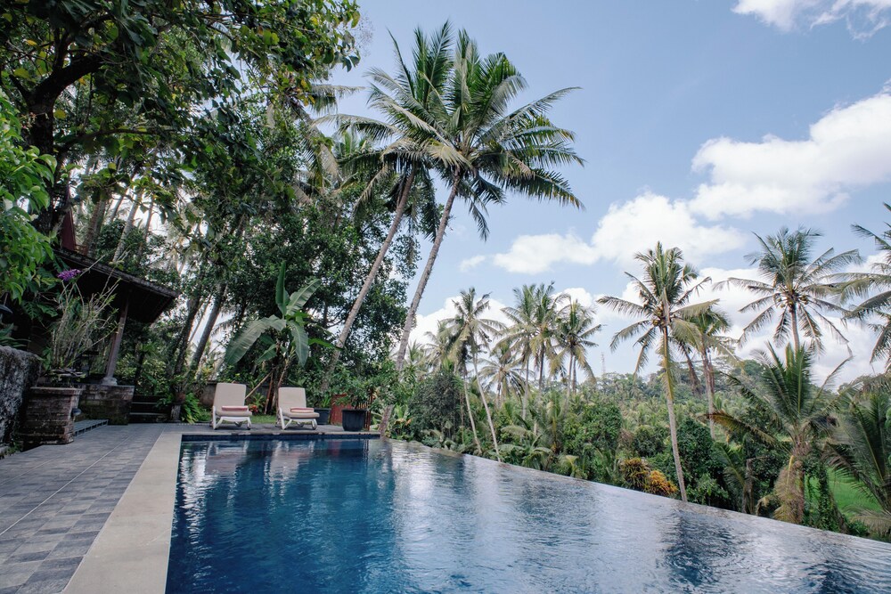 Anggrek Sari Villa