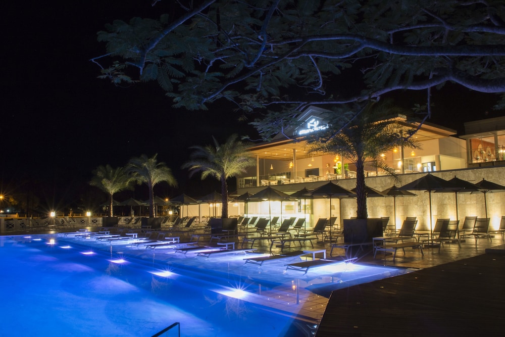 VH Atmosphere - Adults Only - Property Image 31