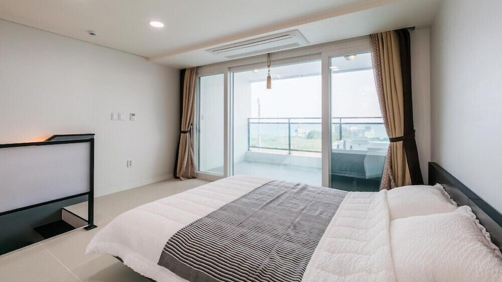 Badam pool villa, Ulsan - 9