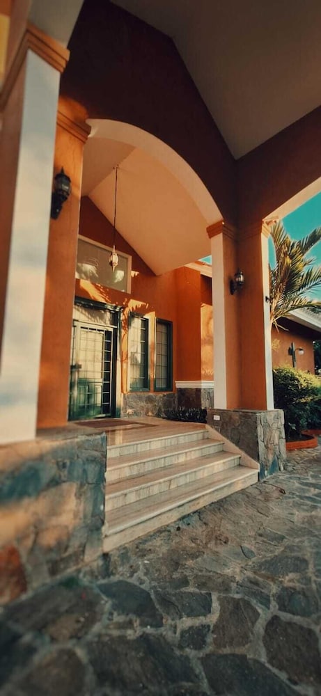 9th Hole Villa
