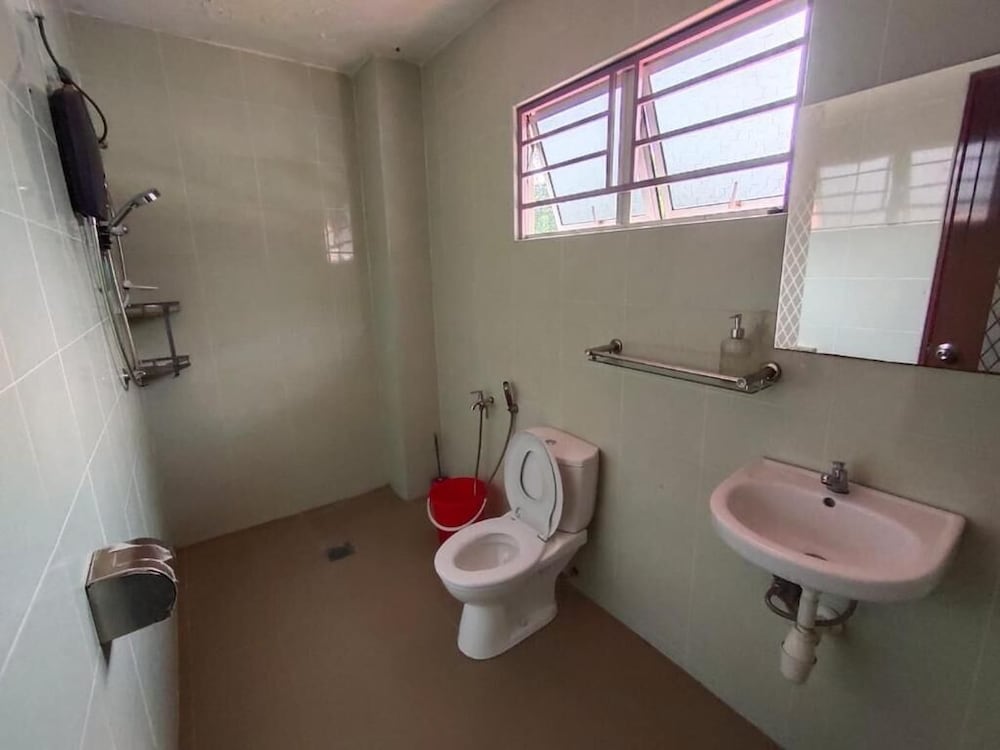 MUTIARA HEIGHT HOMESTAY photo 3