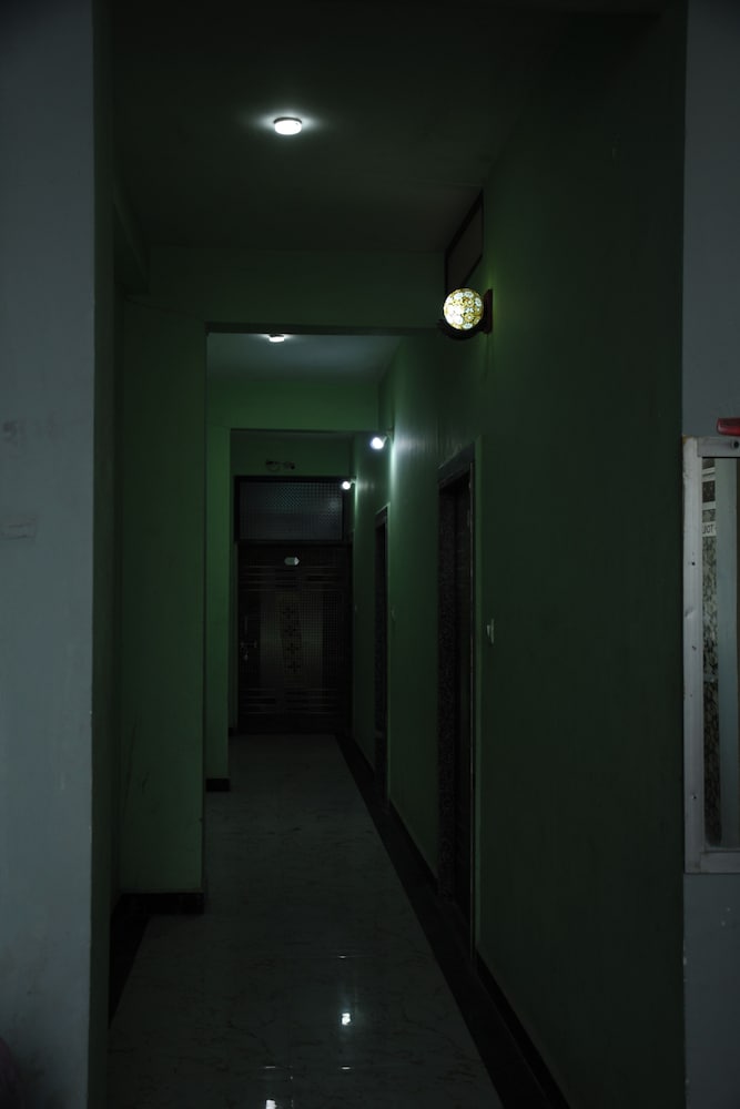 Manan Palace