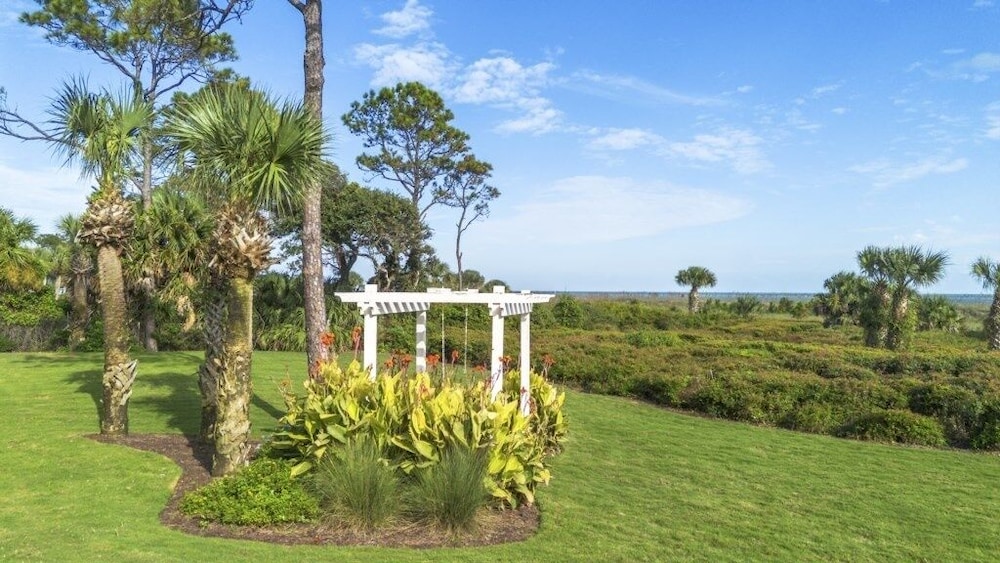 South End - 180 Sea Side Villas 1 Bedroom Condo