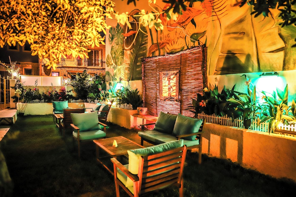 lounge