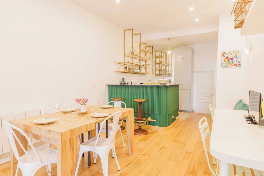 Charming Apartment in Montparnasse - 2p/1br