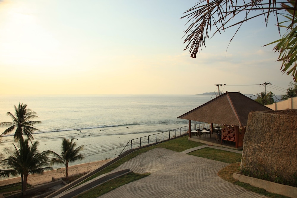 Lima Satu Resort