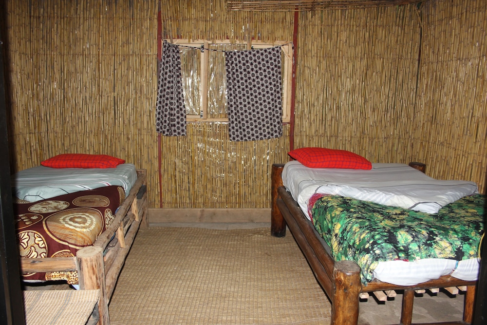Red Rocks Rwanda - Bamboo Cottage view 2