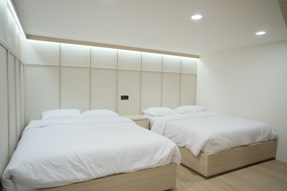 INSAHAUS Guest House Malang