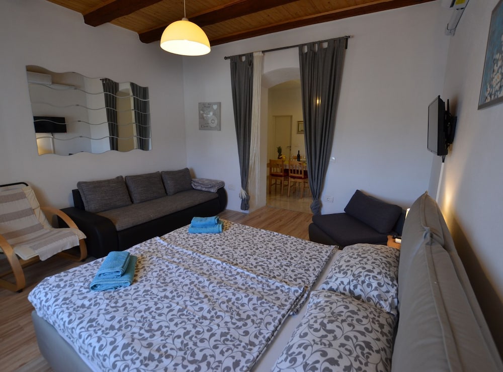 Tranquil Rovinj Studio Apartments