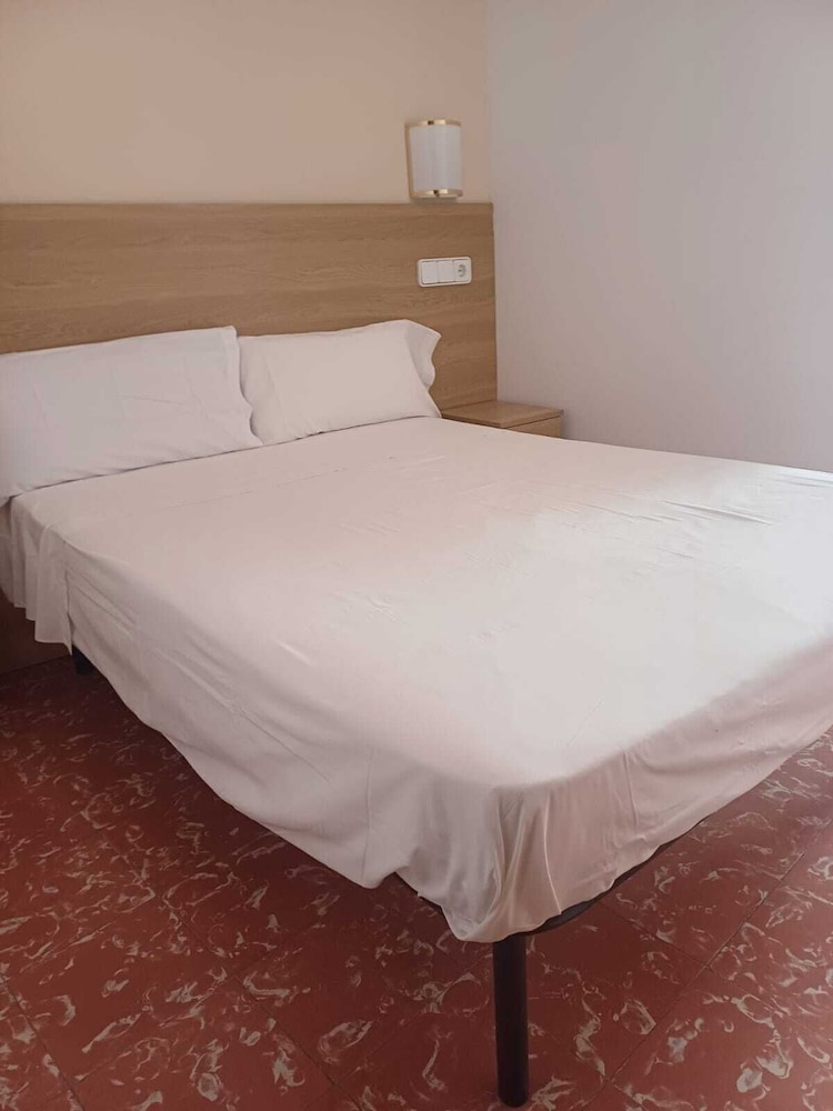 Hostal Sol y Sombra