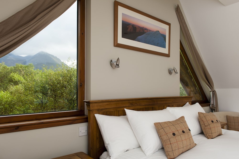 Strath Lodge Glencoe view 3