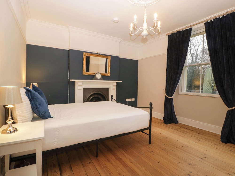 Vallis Oak Villa