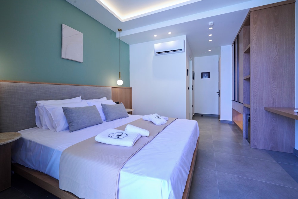 Monarco Executive Rooms