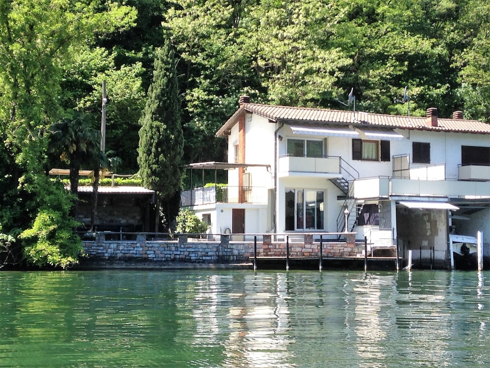 Direct on Lugano Lake: Take a Swim From Your Villa