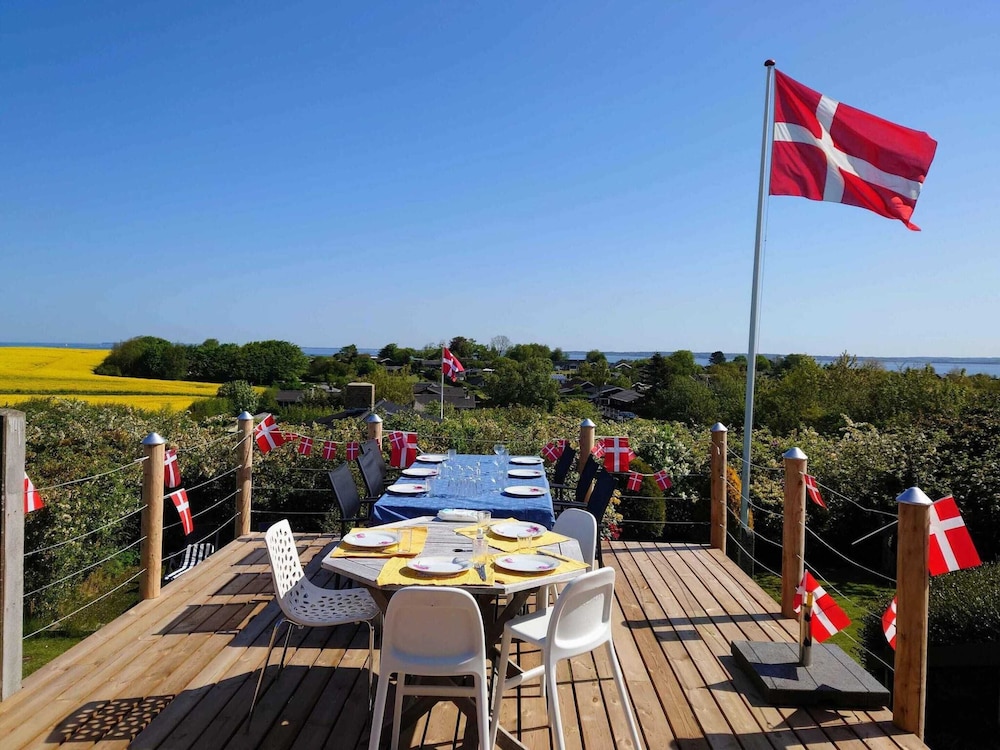5 Star Holiday Home in Roslev