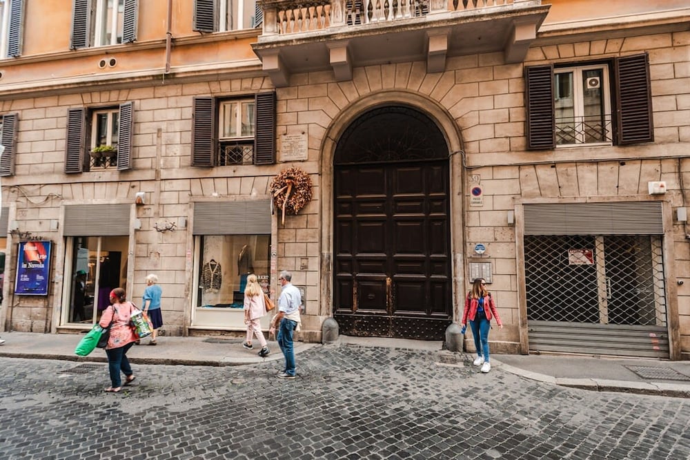 New Listing La Magnolia A C Balcony Office Piazza Navona Spanish Steps