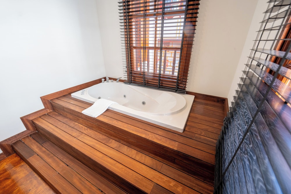 Belmondo Süitler - Image 117