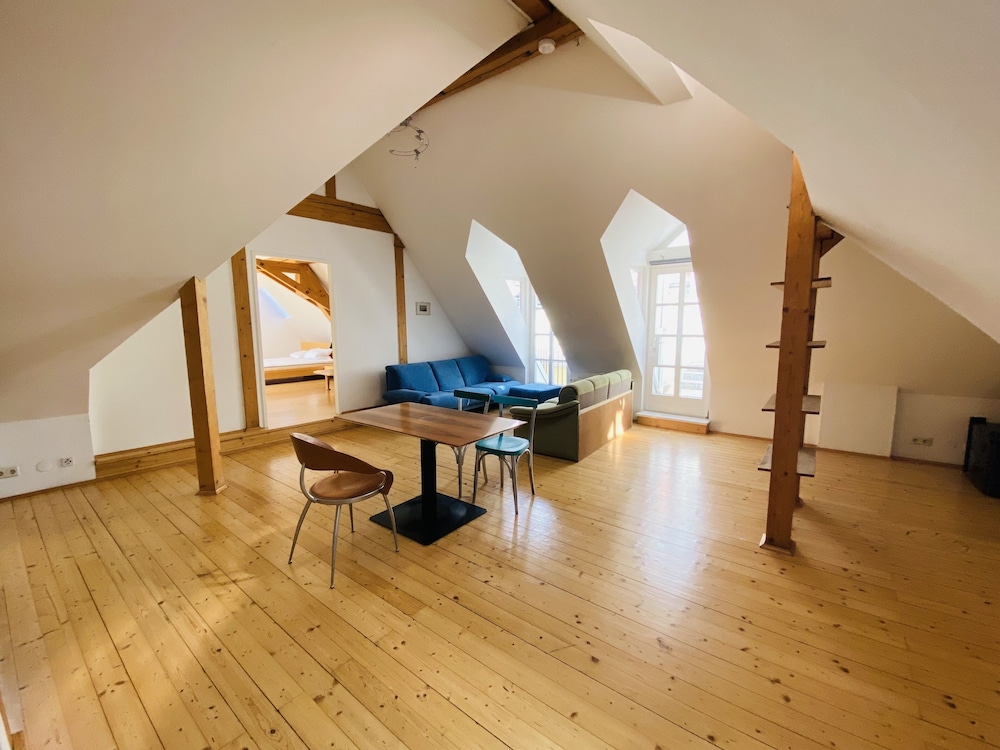 Hans-Sachs-Gasse 10