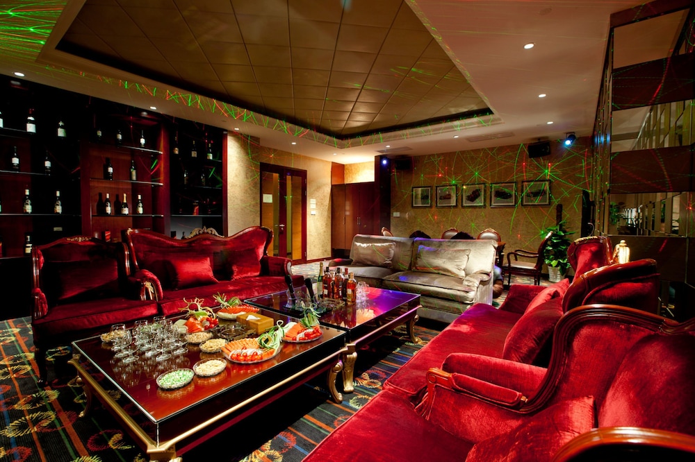 Nanjing Greenland Yuhao Hot Spring Hotel