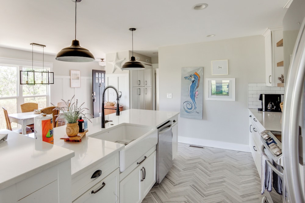 Waterfront Fripp Island Escape w/ Stunning Sunsets