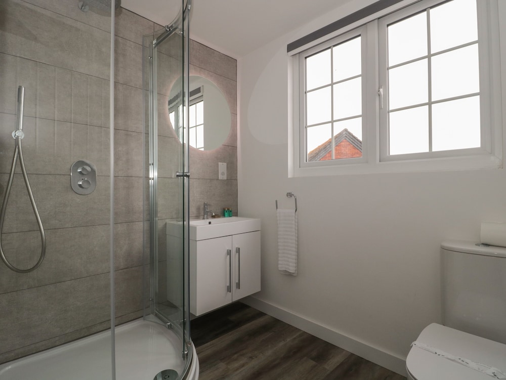 Quay Cottage - Sea View