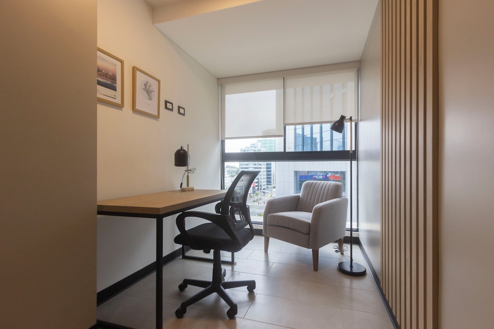 hotel room