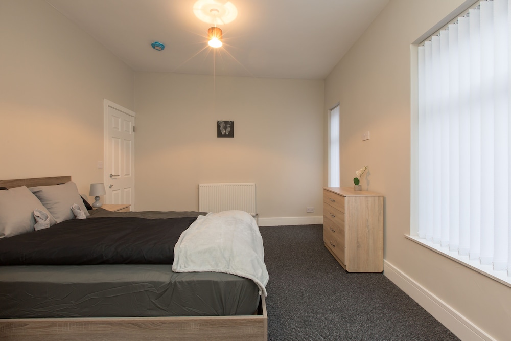 Stoke-on-trent Vacations - Townhouse  Rose Street Stoke - Property Image 12