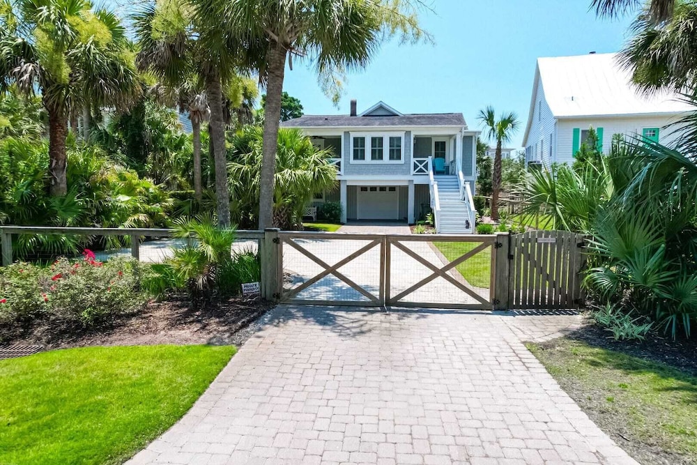 302 Charleston by Avantstay Stunning Private Pool