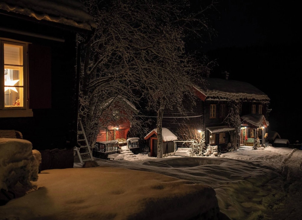 Cozy Cabin Retreat in Scenic Valley, E6 South of Trondheim