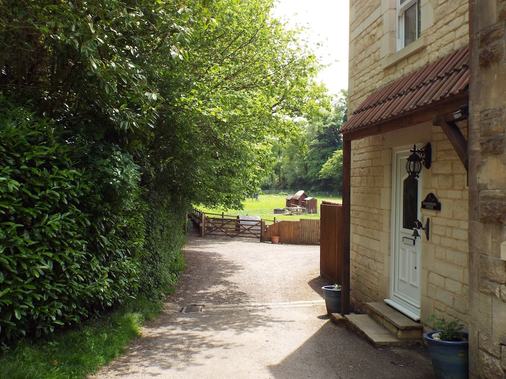 Meadowbrook Cottage B&B