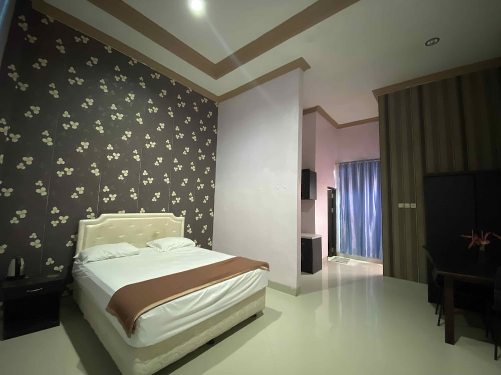 Hotel O near Universitas Palangka Raya