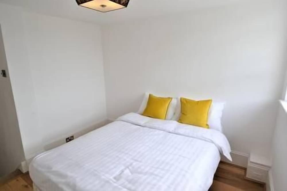 Luxury Hyde Park