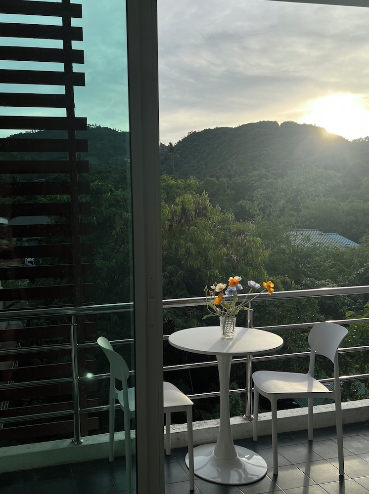 Nomad Stay