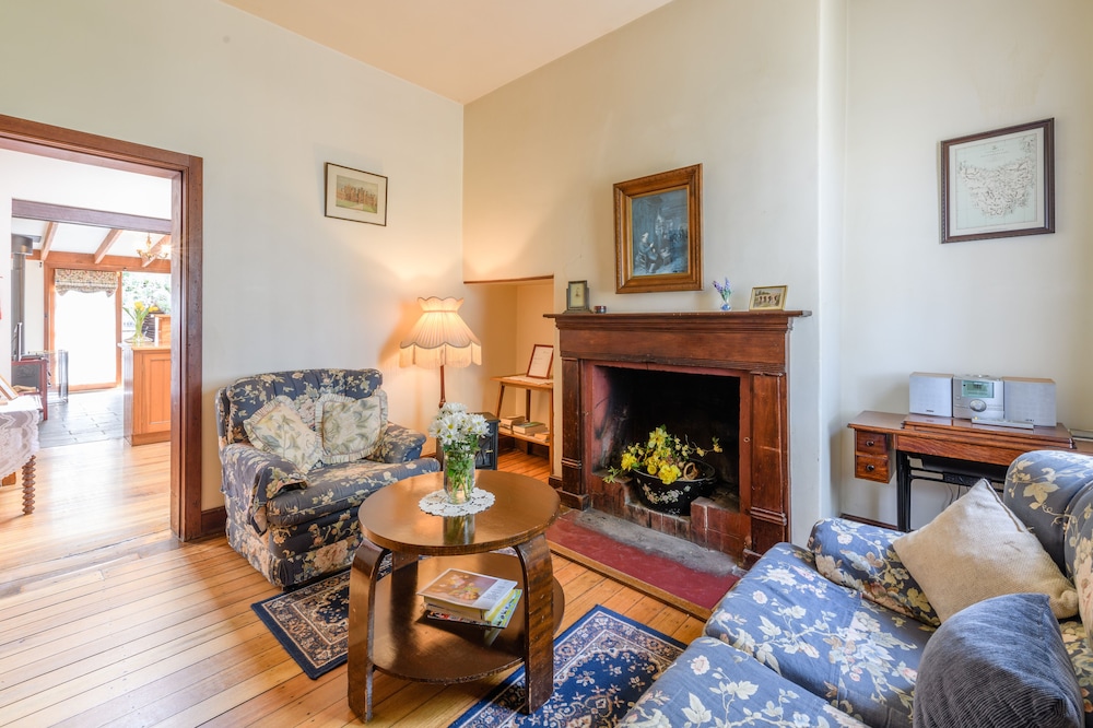 Bridge Cottage