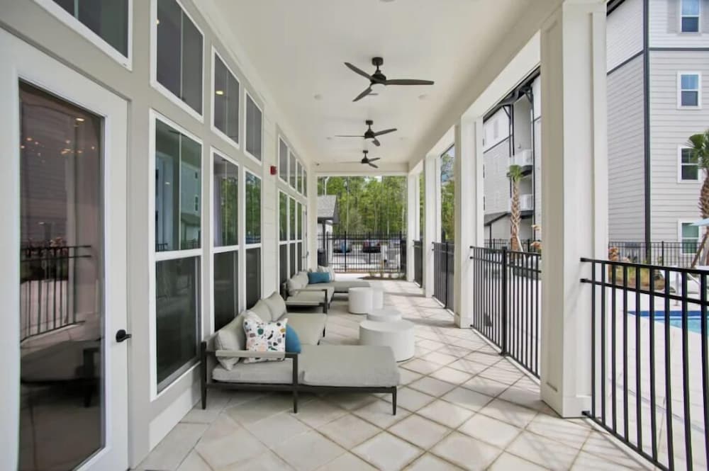 Landing Apartments near JAX