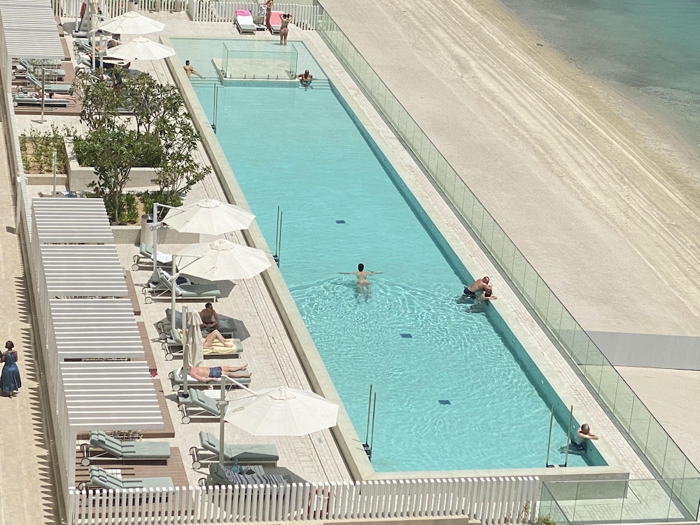Lux BnB I Sun Rise Bay Tower I Ocean View