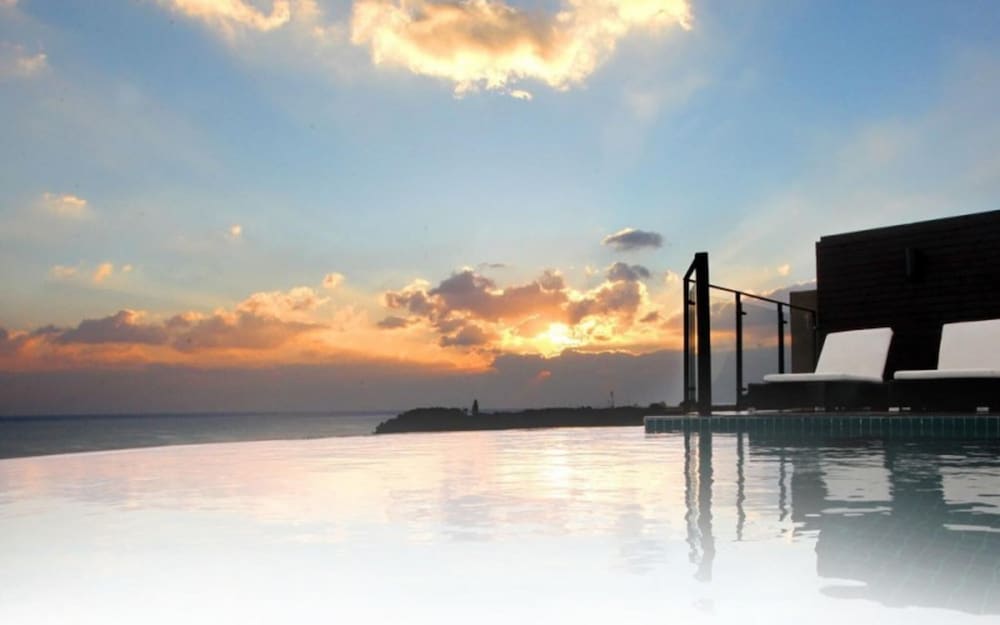 Pohang Nature Pool Villa Pension view 3