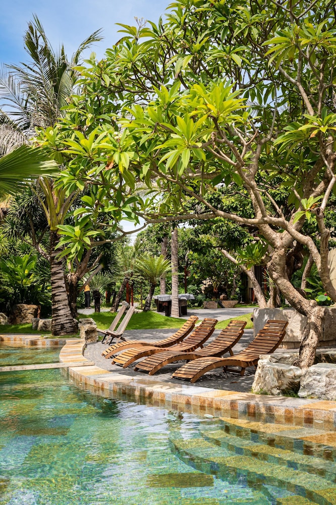 Sun Village Beach Resort