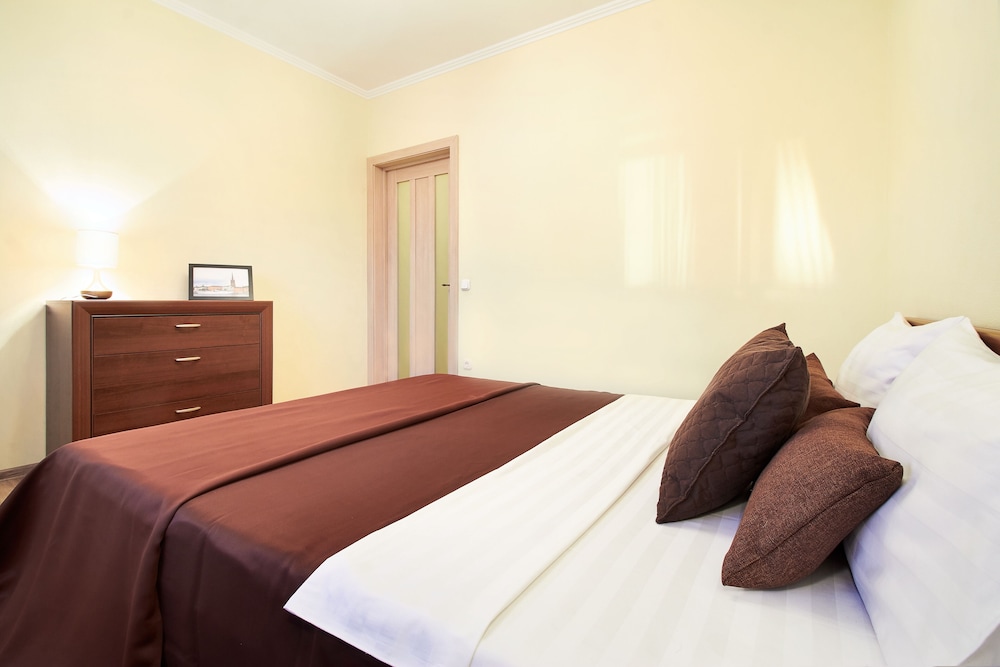 PaulMarie Apartments on Mazurova view 3