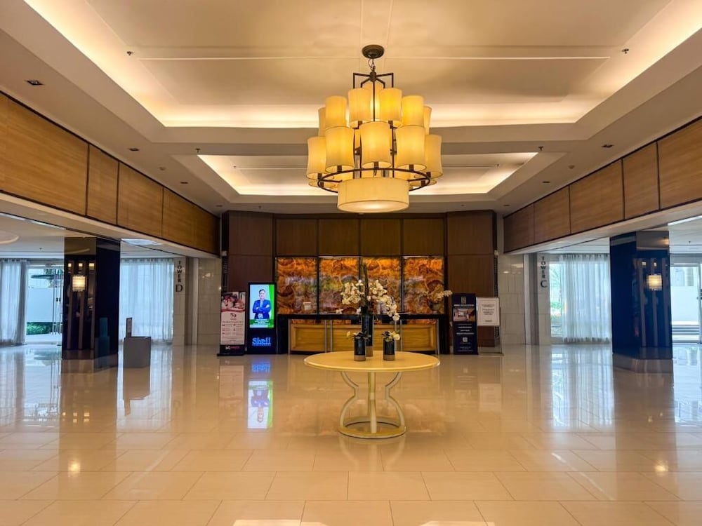 Shell Residences MOA by darpm