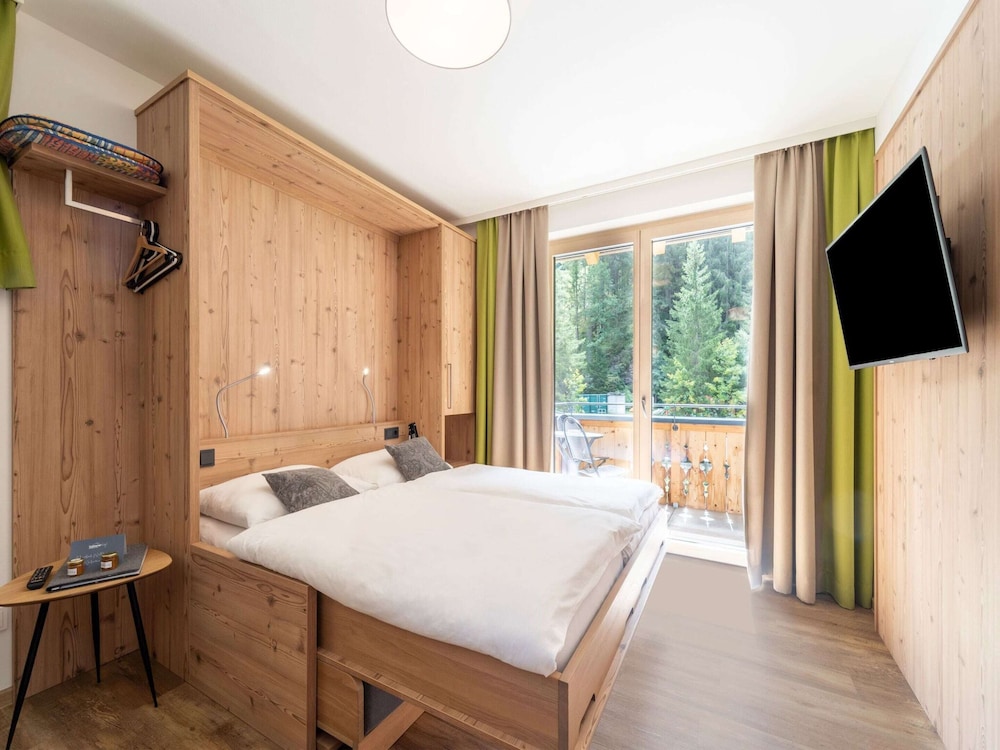 Luxury Chalet in Saalbach-hinterglemm With Sauna