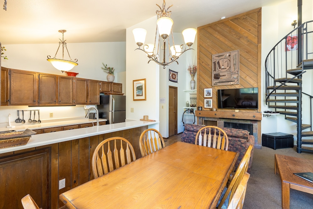 Flying Dutchman, Keystone Ski Resort Gulch & Soda Springs - Keystone Ski Resort CO Condos