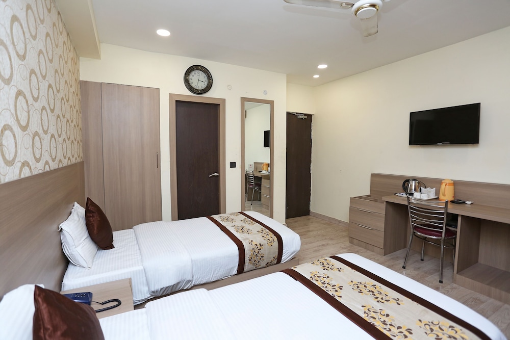 OYO 5663 GS Inn