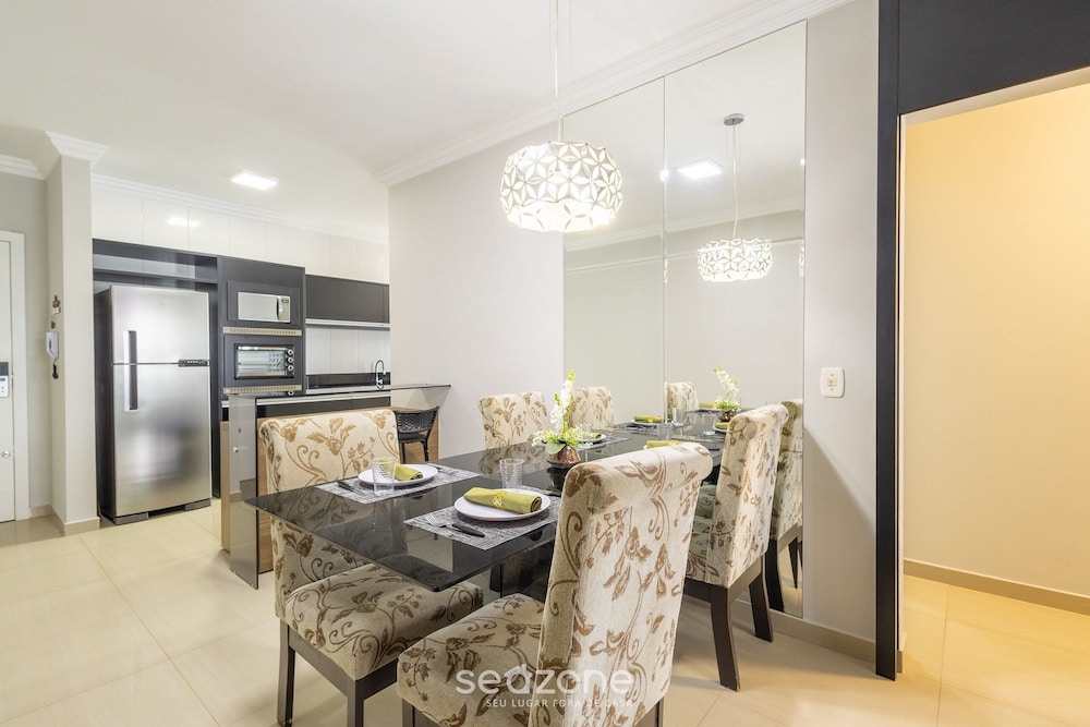 2BR Aptbbq, Garage, Near Beach Ltl0301