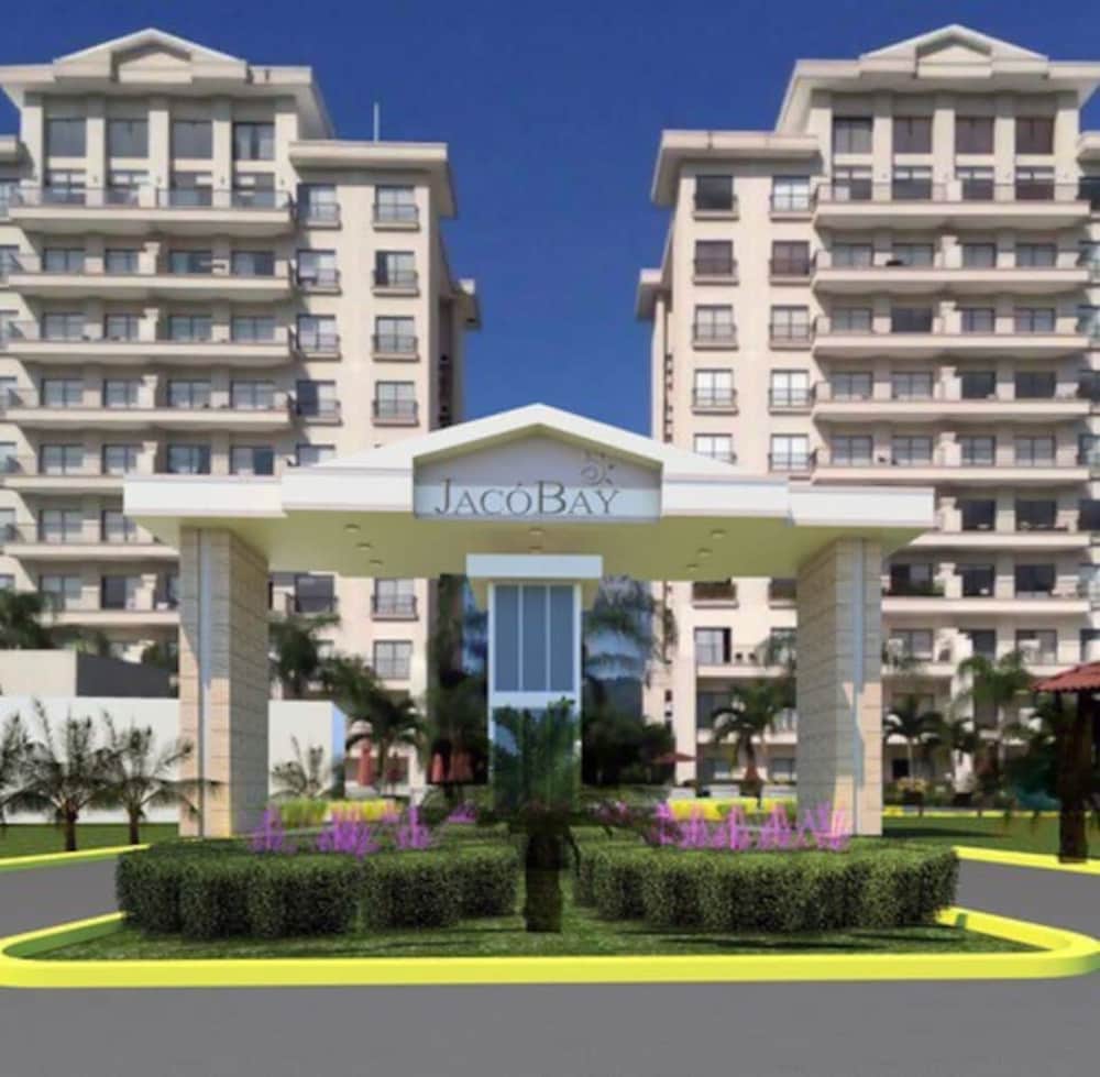 Ocean and Rainforest Panoramic Views Jaco 3 Bdrm With Pool