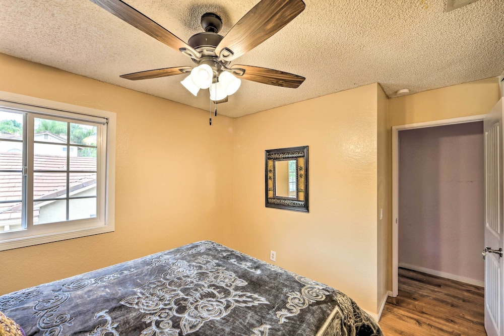 Bright California Home w/ Patio < 1 Mi to Hiking! view 2