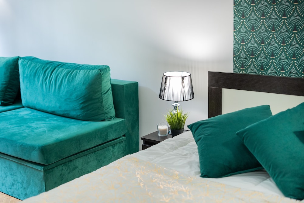UNIT Short Rent Apartment by Warsaw Metro Station