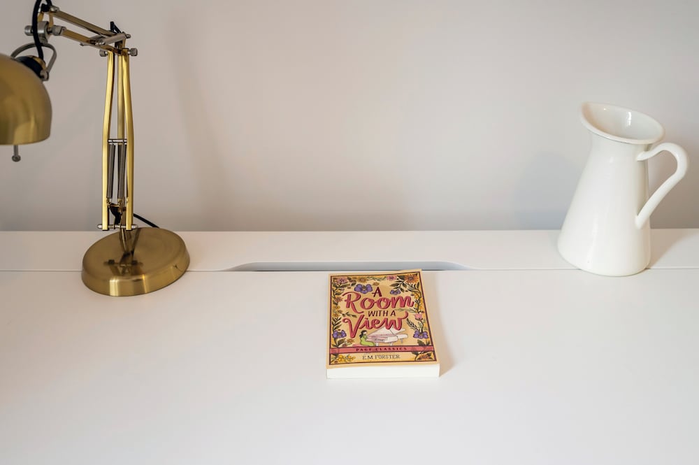 Modern London stay near Nothing Hill